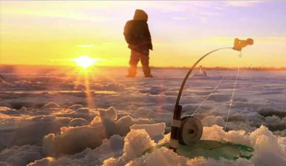 Gadgets at DECC show help make ice fishing 'more fun' - Duluth News Tribune
